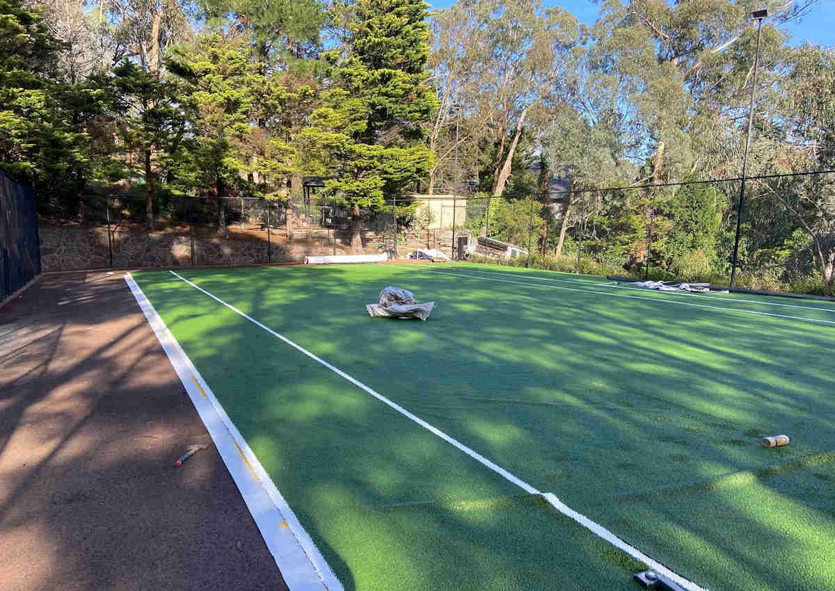 maintaining tennis courts maintaining tennis courts