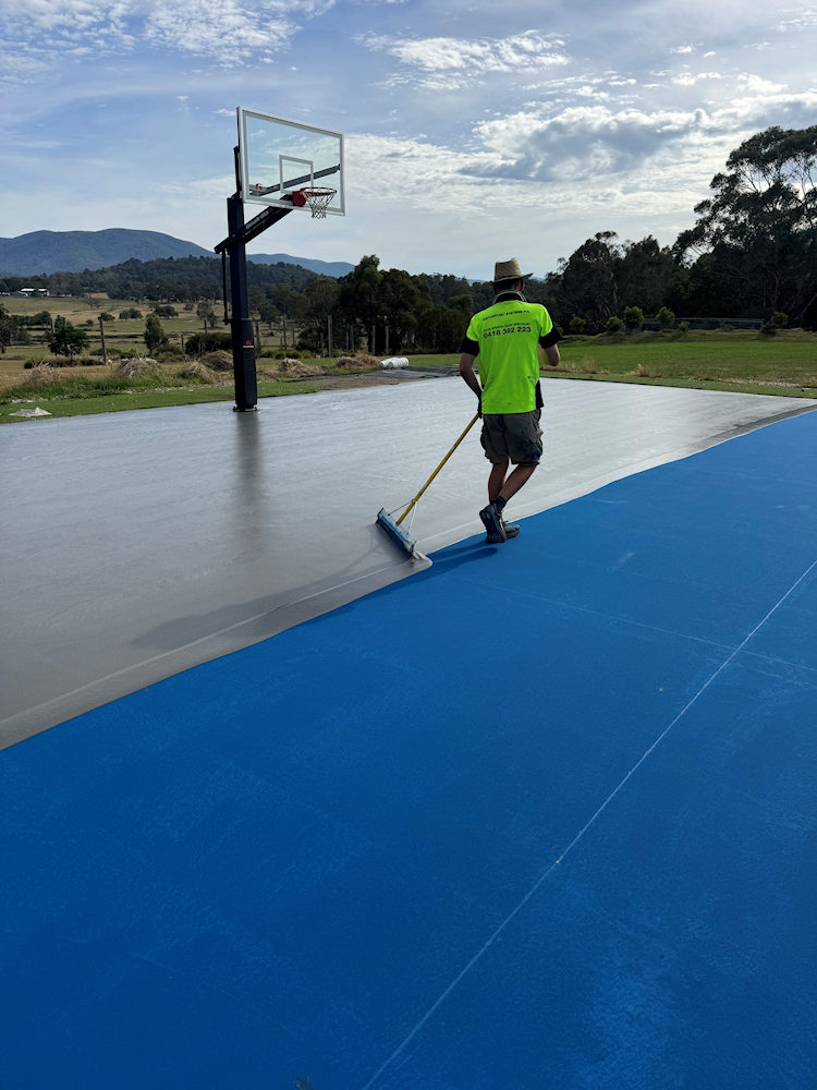 Synthetic Grass vs. Hard Court1 synthetic grass vs hard court